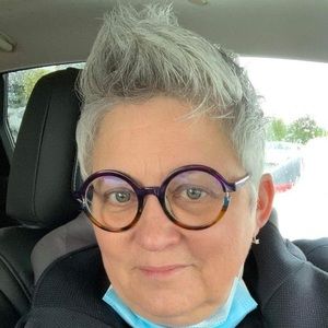 Meet your Posher, Christine